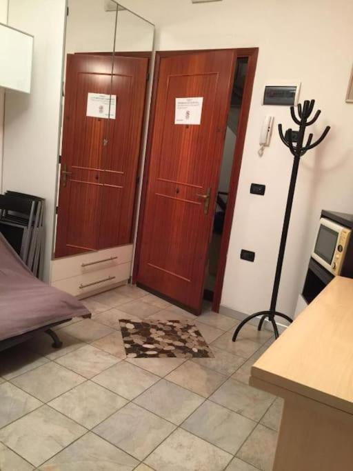 Casa Manuela Non Turisti Ma Ospiti Leilighet Chioggia Eksteriør bilde
