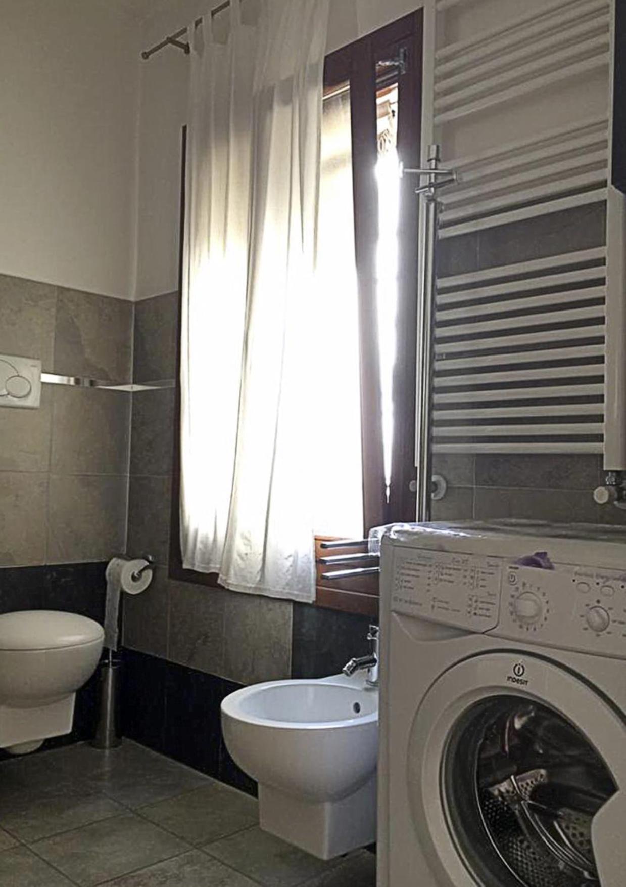 Casa Manuela Non Turisti Ma Ospiti Leilighet Chioggia Eksteriør bilde