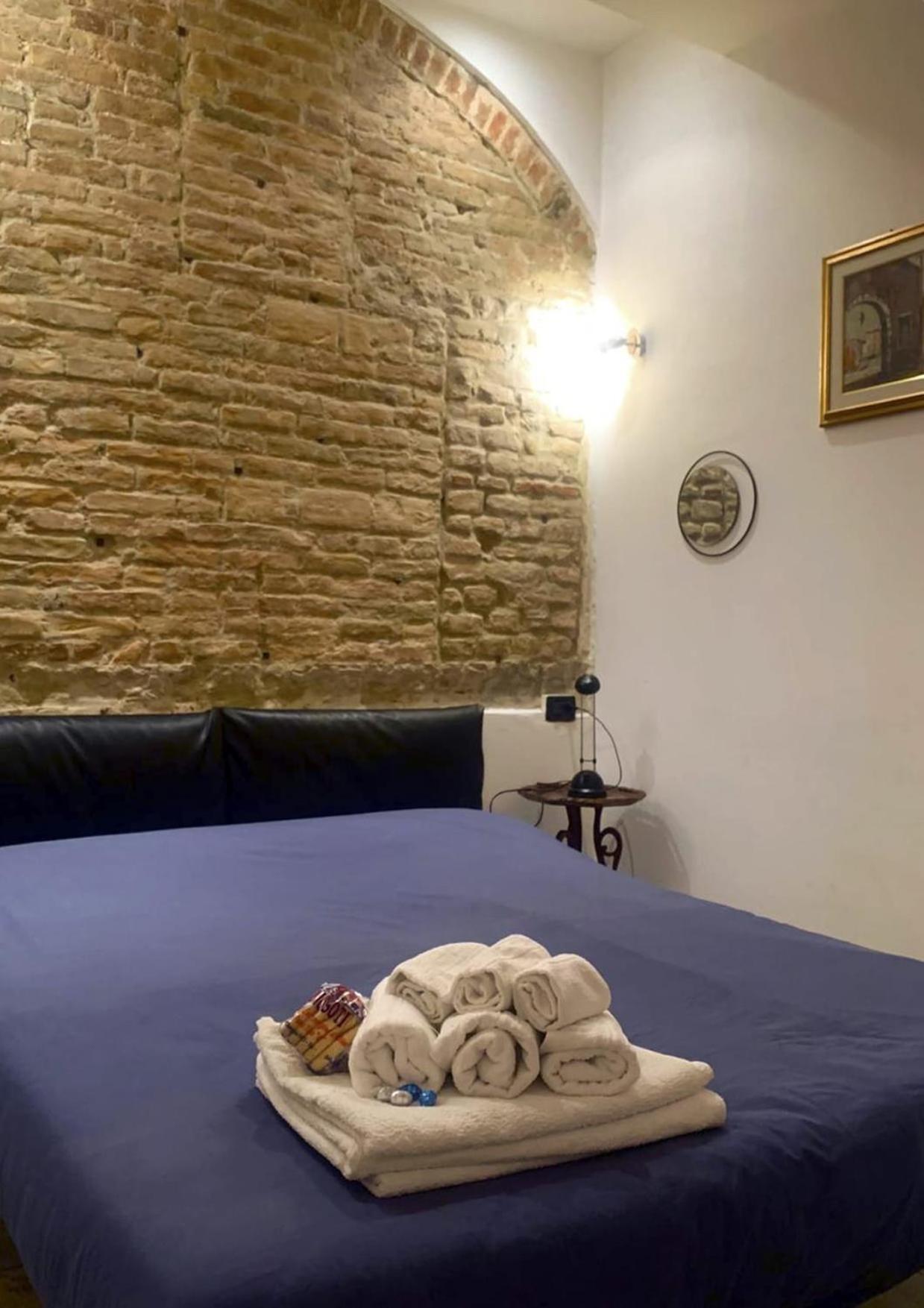 Casa Manuela Non Turisti Ma Ospiti Leilighet Chioggia Eksteriør bilde