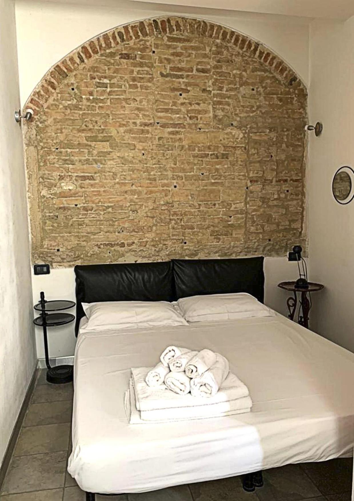Casa Manuela Non Turisti Ma Ospiti Leilighet Chioggia Eksteriør bilde