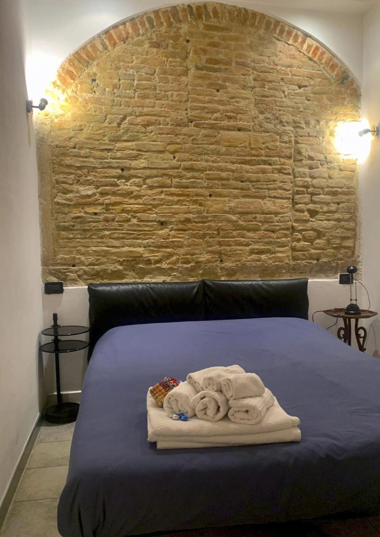 Casa Manuela Non Turisti Ma Ospiti Leilighet Chioggia Eksteriør bilde