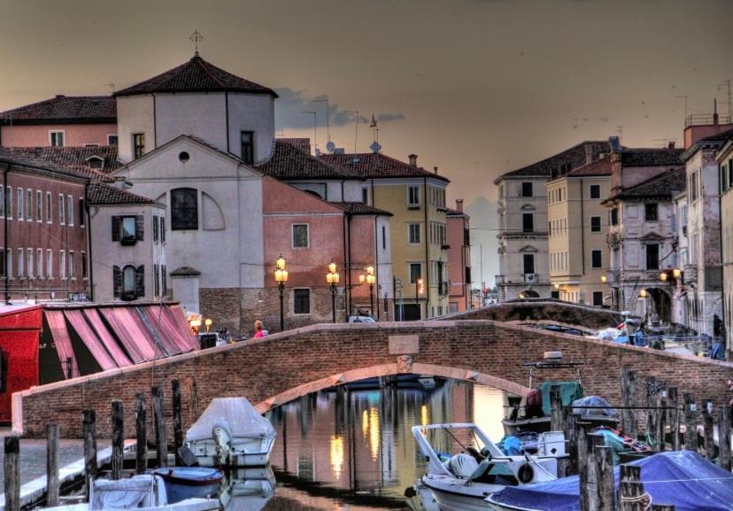 Casa Manuela Non Turisti Ma Ospiti Leilighet Chioggia Eksteriør bilde