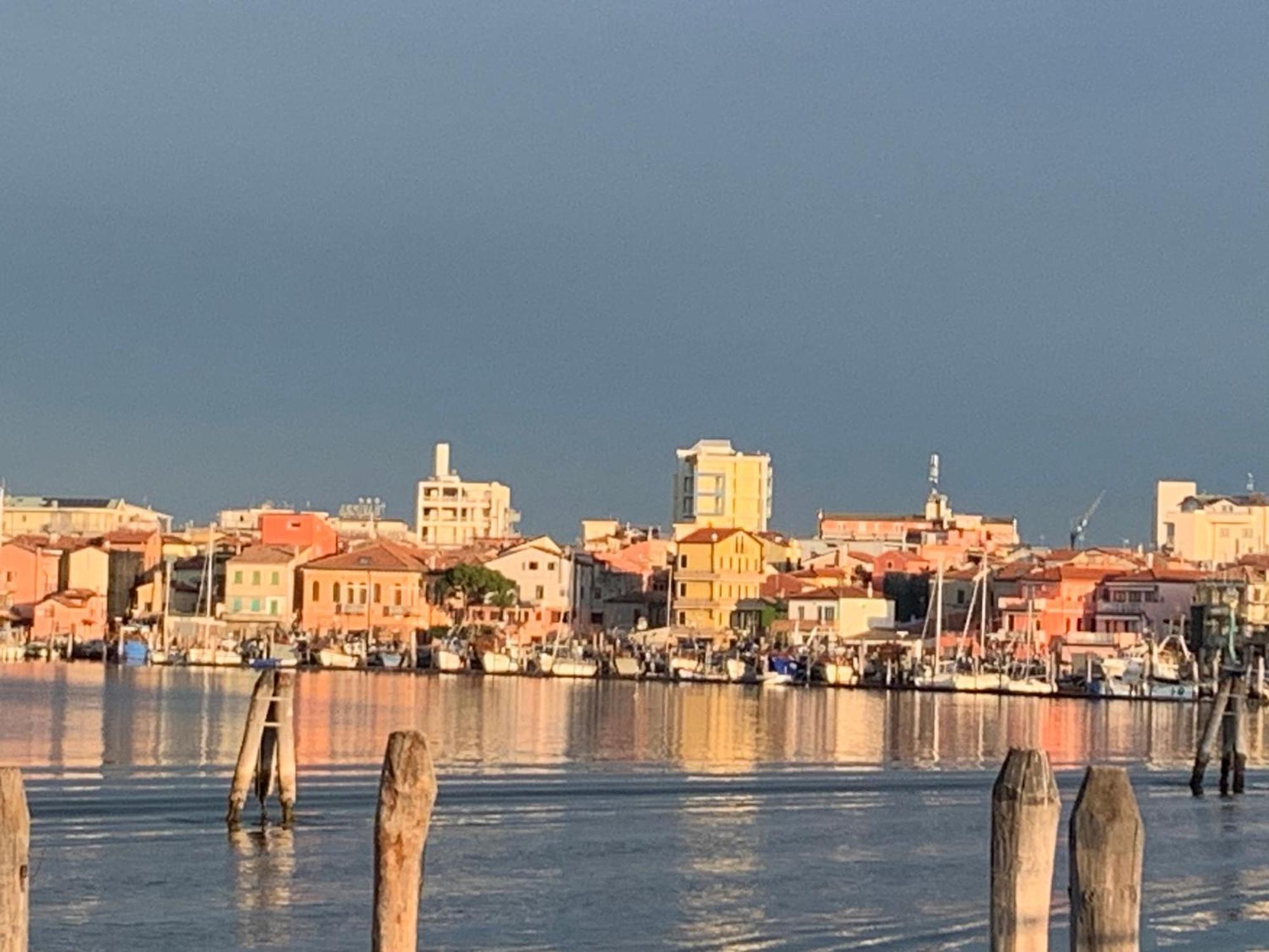 Casa Manuela Non Turisti Ma Ospiti Leilighet Chioggia Eksteriør bilde